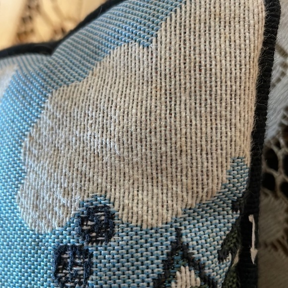 🌟Host  Pick🌟 DAKOTAH Tapestry Accent Town Village Scene Pillow - Picture 5 of 9